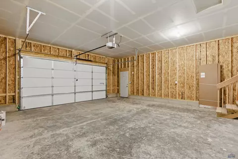 604 Bull Run Dr, Box Elder, SD 57719 photo 32