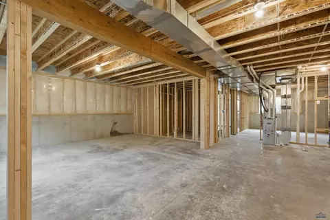 604 Bull Run Dr, Box Elder, SD 57719 photo 27