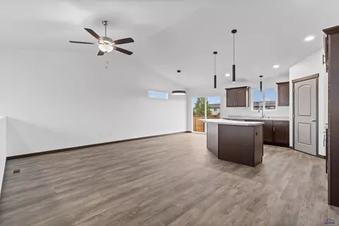 604 Bull Run Dr, Box Elder, SD 57719 photo 3