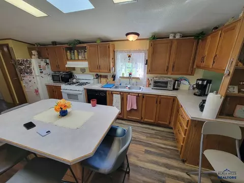 Kitchen - 15065 Quiet Pl, Box Elder, SD 57719 photo 2 of 3