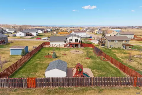 428 Daystar Rd, Box Elder, SD 57719 photo 3