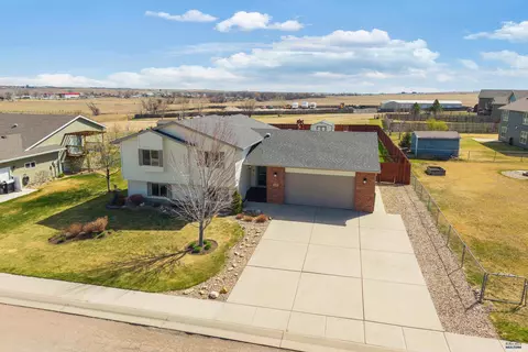 428 Daystar Rd, Box Elder, SD 57719 photo 2