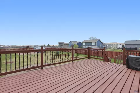 428 Daystar Rd, Box Elder, SD 57719 photo 8