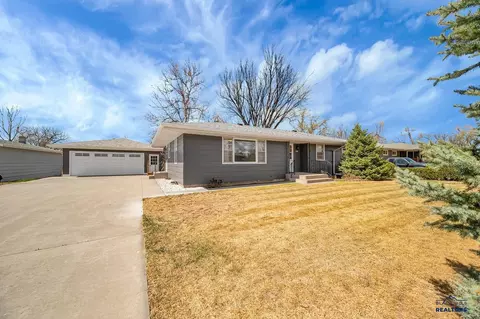 2367 S Neel, Rapid City, SD 57703