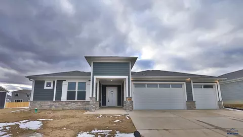 311 Miriam Ct, Rapid City, SD 57701