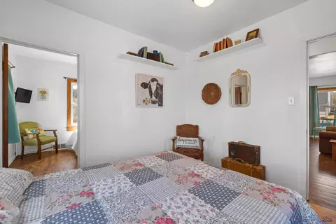 Bedroom - 920 Gordon, Custer, SD 57730 photo 2 of 4