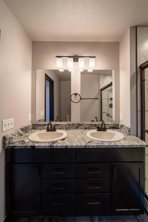 Bath - 1252 Kodiak Dr, Box Elder, SD 57719 photo 4 of 4