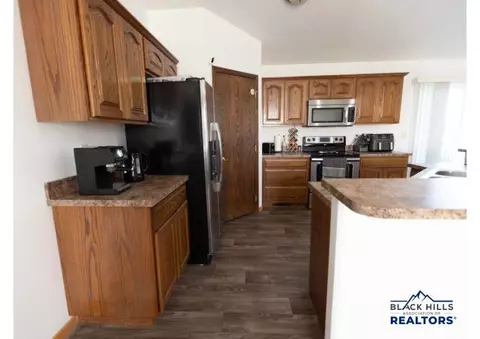 Kitchen - 752 Bear Tooth Ct, Box Elder, SD 57719 photo 1 of 4