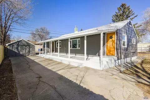 1119 Farlow Ave, Rapid City, SD 57701