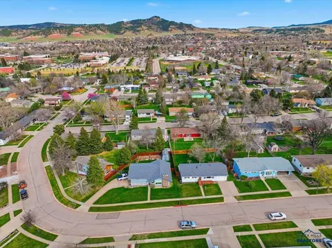 1002 Sunset Dr, Spearfish, SD 57783 photo 29