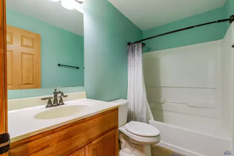 Bath - 722 Radial Ln, Box Elder, SD 57719 photo 3 of 3