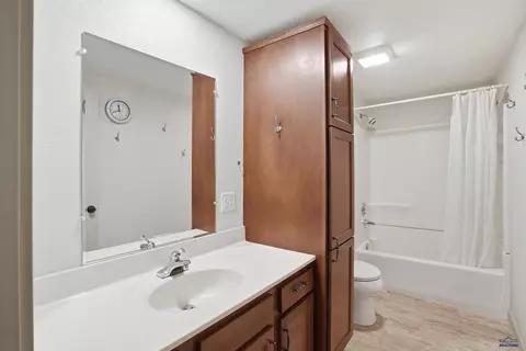 1709 S 3rd St, Sturgis, SD 57785 photo 7