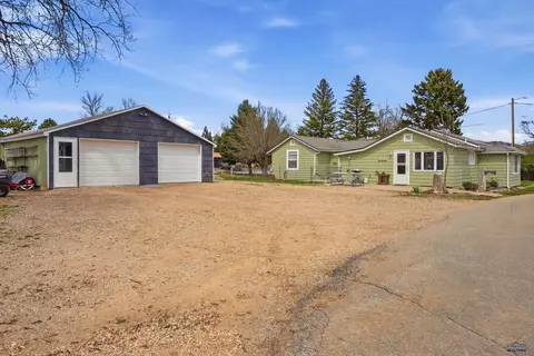1709 S 3rd St, Sturgis, SD 57785 photo 23