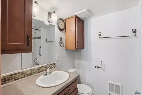 Bath - 1709 S 3rd St, Sturgis, SD 57785 photo 2 of 4