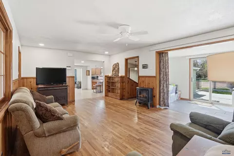 1709 S 3rd St, Sturgis, SD 57785 photo 6