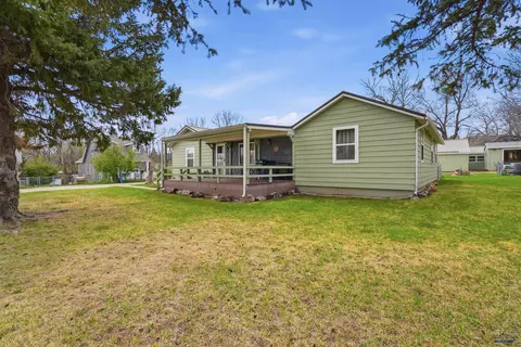 1709 S 3rd St, Sturgis, SD 57785 photo 24