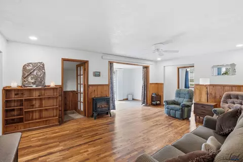 1709 S 3rd St, Sturgis, SD 57785 photo 4