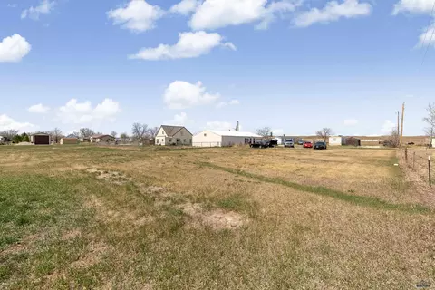 Exterior - 300 Willow Dr, Box Elder, SD 57719 photo 3 of 9