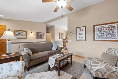 139 Surrey Ln, Custer, SD 57730 photo 8