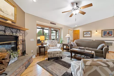 139 Surrey Ln, Custer, SD 57730 photo 6
