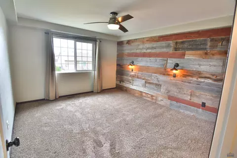 6860 Cambridge Ct, Summerset, SD 57718 photo 17