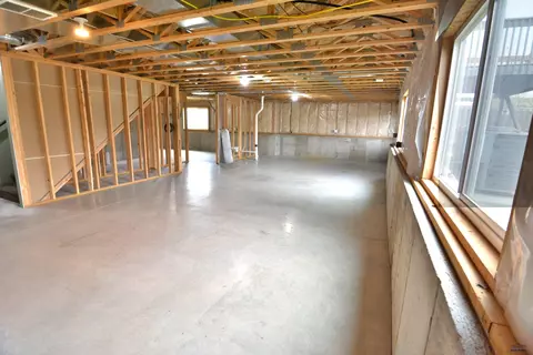 6860 Cambridge Ct, Summerset, SD 57718 photo 25