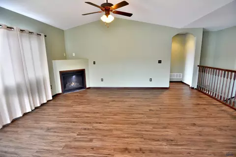 6860 Cambridge Ct, Summerset, SD 57718 photo 12