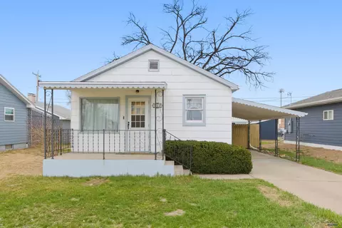 705 E Denver, Rapid City, SD 57701