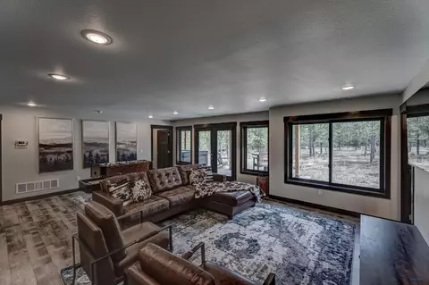 Living - 11293 Ashland Ct, Lead, SD 57754 photo 5 of 6