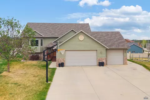 6409 Sahalee Ct, Rapid City, SD 57702