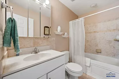 Bath - 2307 5th Ave, Spearfish, SD 57783 photo 1 of 4