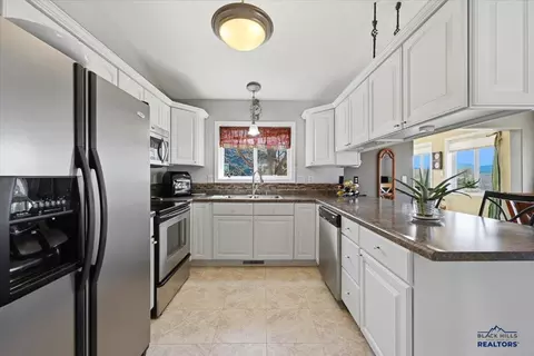 Kitchen - 2307 5th Ave, Spearfish, SD 57783 photo 2 of 2