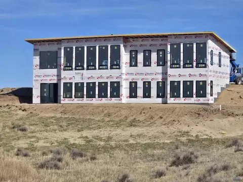 13308 Sunup Ln, Hot Springs, SD 57747