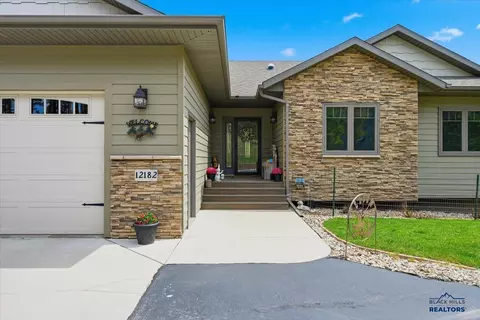 12182 Washington Loop, Sturgis, SD 57785 photo 2
