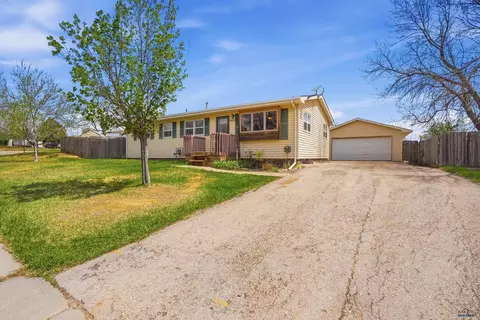 14235 W Nike Loop, Rapid City, SD 57701