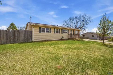 14235 W Nike Loop, Rapid City, SD 57701 photo 3