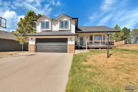 7759 Columbine Ct, Rapid City, SD 57702
