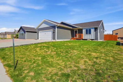 604 Civil Way, Box Elder, SD 57719 photo 6