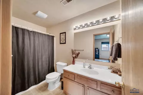 10903 Freedom Pl, Summerset, SD 57718 photo 14
