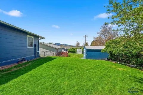 812 E Grant, Spearfish, SD 57783 photo 6