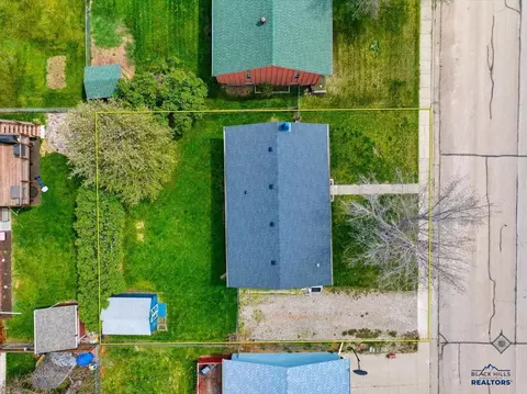 812 E Grant, Spearfish, SD 57783 photo 30