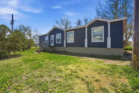Exterior - 420 Williams St, Wall, SD 57790 photo 1 of 4