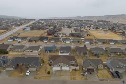 View/Area - 6818 Cambridge Ct, Summerset, SD 57718 photo 2 of 5