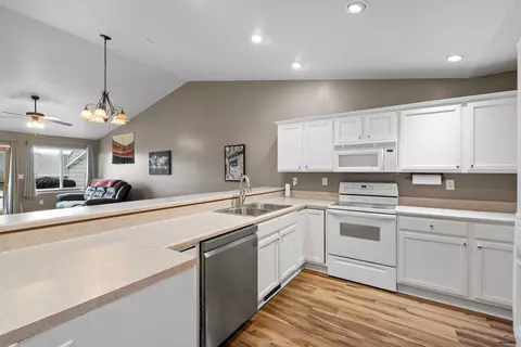 Kitchen - 6818 Cambridge Ct, Summerset, SD 57718 photo 1 of 2