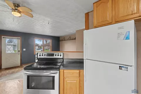 2043 10th Ave, Belle Fourche, SD 57717 photo 15
