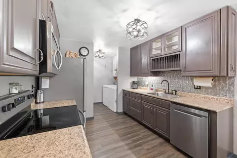 522 Swallow Dr, Box Elder, SD 57719 photo 18