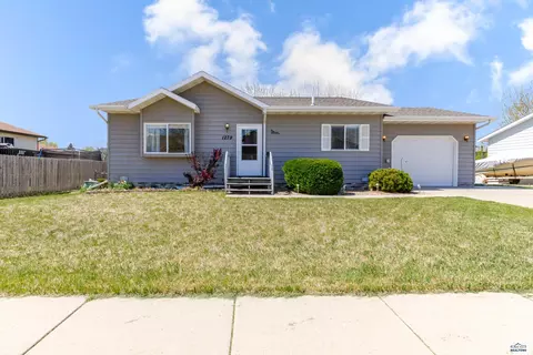 1279 Pennington, Rapid City, SD 57703