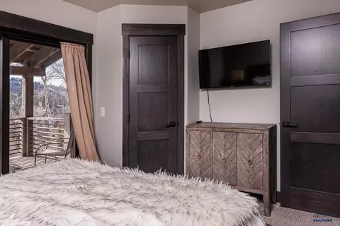 Bedroom - 21171 Turkey Trl, Lead, SD 57754 photo 2 of 6