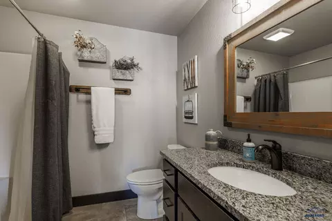 Bath - 21171 Turkey Trl, Lead, SD 57754 photo 3 of 3
