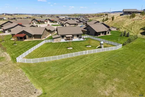Exterior - 2220 Arrowhead Dr #2220 ARROWHEAD CIRCLE, Spearfish, SD 57783 photo 5 of 8